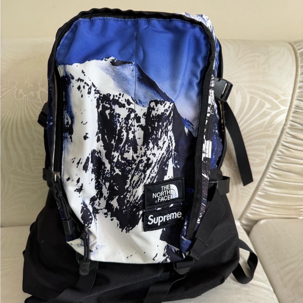 Supreme backpack - Picture 3 of 11